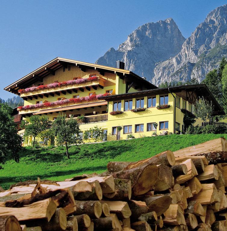 Ferienhotel Samerhof Pfarrwerfen Exterior photo